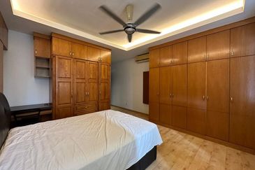 Corinthian Condominium