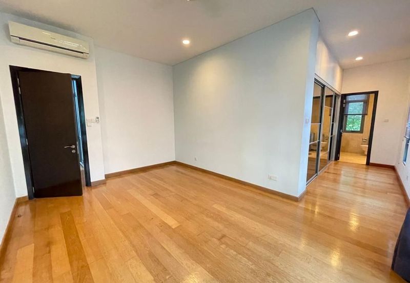 The Residence, Mont Kiara