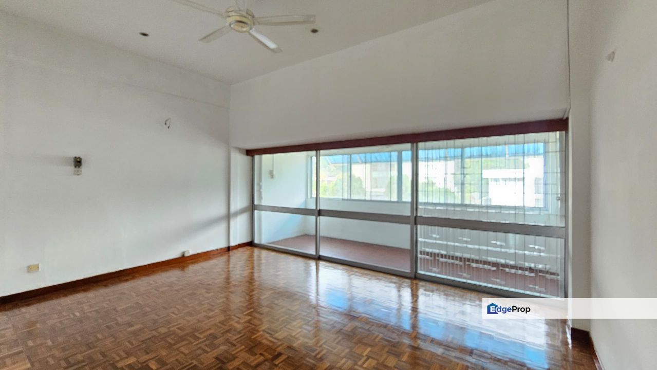 Double Storey Bungalow with a Swimming Pool at U-Thant for sale, Kuala Lumpur, Ampang Hilir