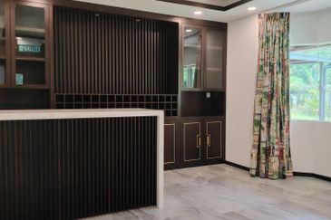 Lingkungan U-Thant Bungalow for sale