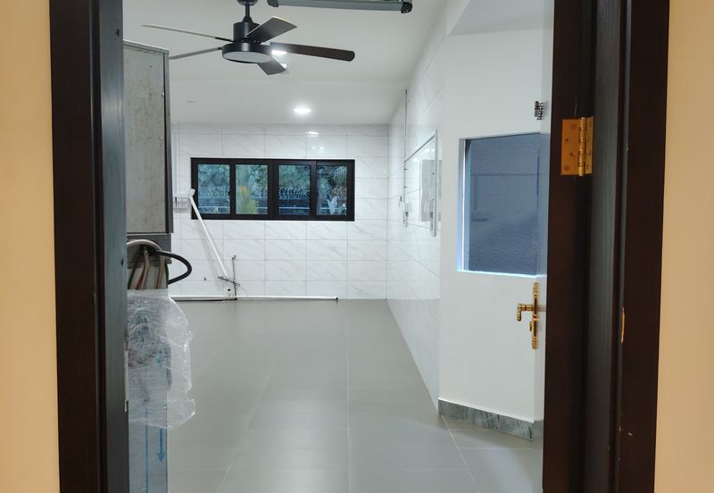 Lingkungan U-Thant Bungalow for sale