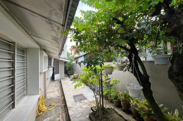 Bungalow at Taman Keramat Kuala Lumpur for Sale