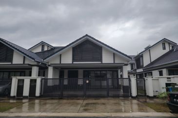 Hevea Elmina Gardens