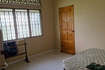 Bungalow at Seremban Hill Top Area for Sale