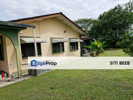 Bungalow at Seremban Hill Top Area for Sale, Negeri Sembilan, Seremban