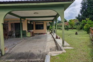 Bungalow at Seremban Hill Top Area for Sale