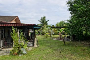 Bungalow at Seremban Hill Top Area for Sale
