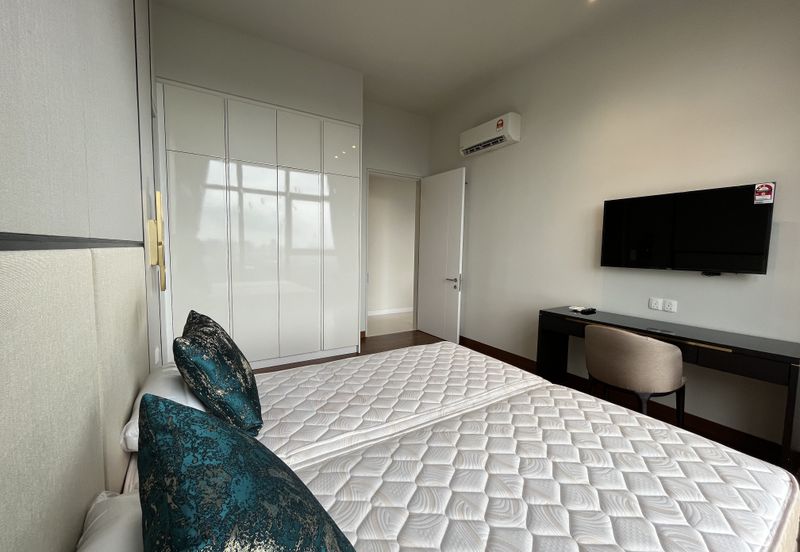 Oxford Residences @ Pavilion Embassy