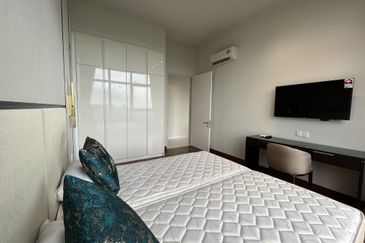 Oxford Residences @ Pavilion Embassy