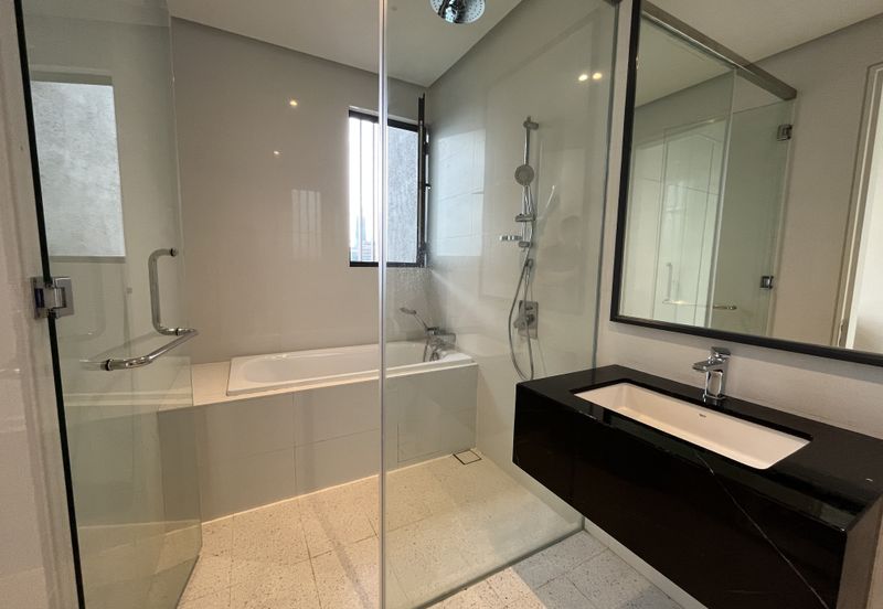 Oxford Residences @ Pavilion Embassy