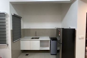 Edusphere Atelier Cyberjaya 2 Room 2 Bath Fully Furnished Walking Distance to University Cyberjaya For Rent