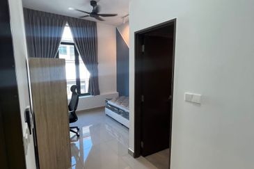 Edusphere Atelier Cyberjaya 2 Room 2 Bath Fully Furnished Walking Distance to University Cyberjaya For Rent