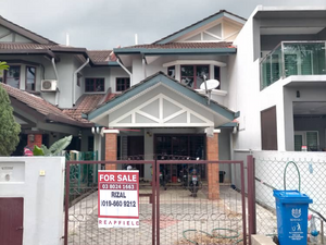 Rumah Teres Seksyen 7 Jalan Platinum  RIZAL PROP for Sale @RM650,000