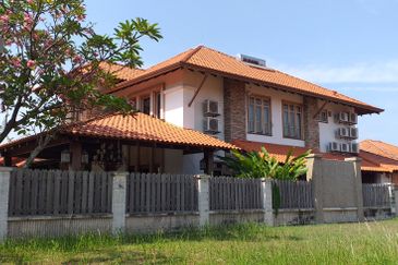 Ara Damansara PJU 1A/36 Corner Bungalow for Sale