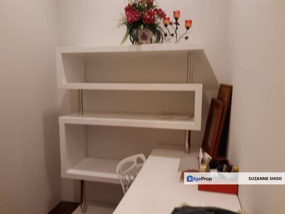 Short Walk to KLCC Pavilion and LRT train station, Kuala Lumpur, KLCC