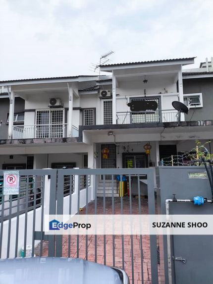 Lake Residence Putra Perdana Townhouse for sale, intermediate upper unit, RM400k, Selangor, Puchong