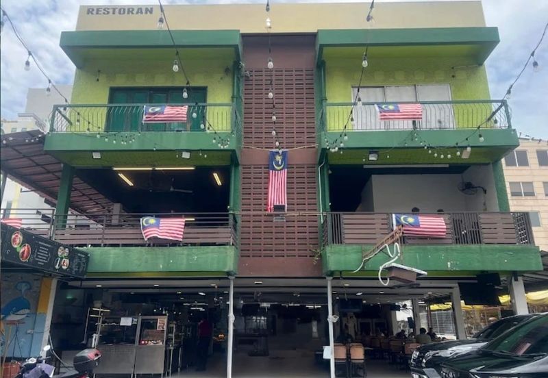 Kampung Baru Stand Alone 3 Storey Detached Building 