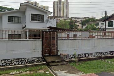 BANGALOW  AT OLD KLANG ROAD