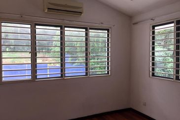 BANGALOW  AT OLD KLANG ROAD