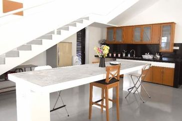 Bungalow at Jalan Old Klang Road for SALE