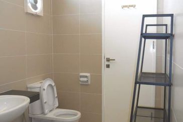 Bungalow at Jalan Old Klang Road for SALE