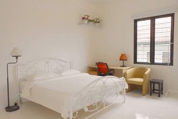 Bungalow at Jalan Old Klang Road for SALE