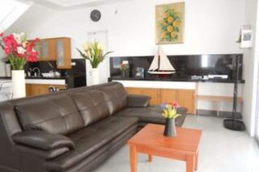 Bungalow at Jalan Old Klang Road for SALE