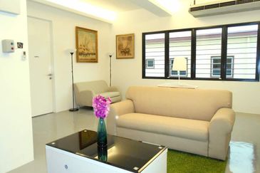 Bungalow at Jalan Old Klang Road for SALE