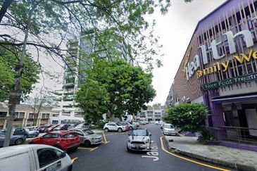 Taman Desa 2 storey Semi- Detached house for SALE