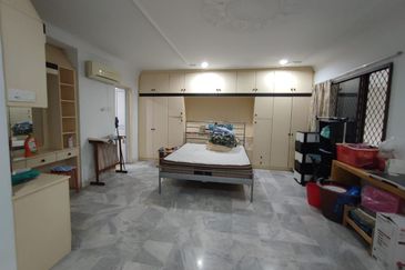 Taman Bukti Desa 2 Storey Terrace House for Sale