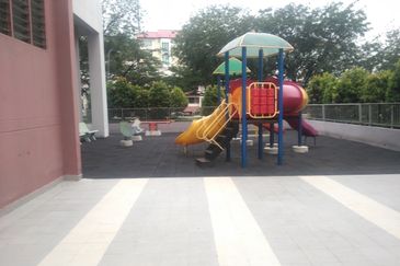 Faber Heights Studio for Rent