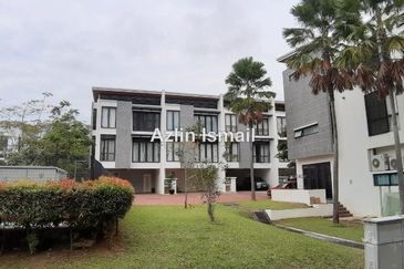 Symphony Hills Mozart