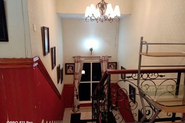 Renovated 2 Storey Bungalow Shah Alam 