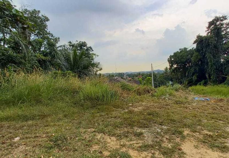 3 Lot Bungalow di Merbau Sempak Sungai Buloh 