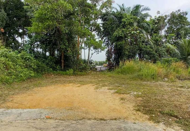 3 Lot Bungalow di Merbau Sempak Sungai Buloh 