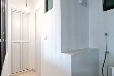 Isle of Kamares, Setia Eco Glades