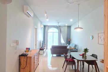 Isle of Kamares, Setia Eco Glades