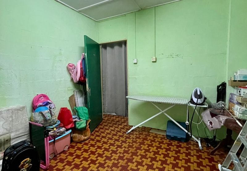 Low Cost Flat at Seksyen 10, Wangsa Maju Kuala Lumpur 