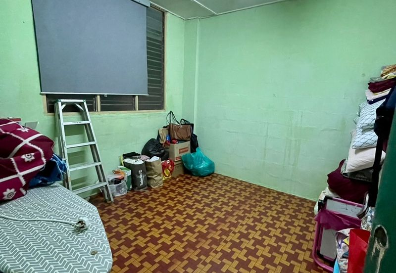 Low Cost Flat at Seksyen 10, Wangsa Maju Kuala Lumpur 