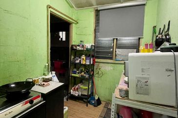 Low Cost Flat at Seksyen 10, Wangsa Maju Kuala Lumpur 