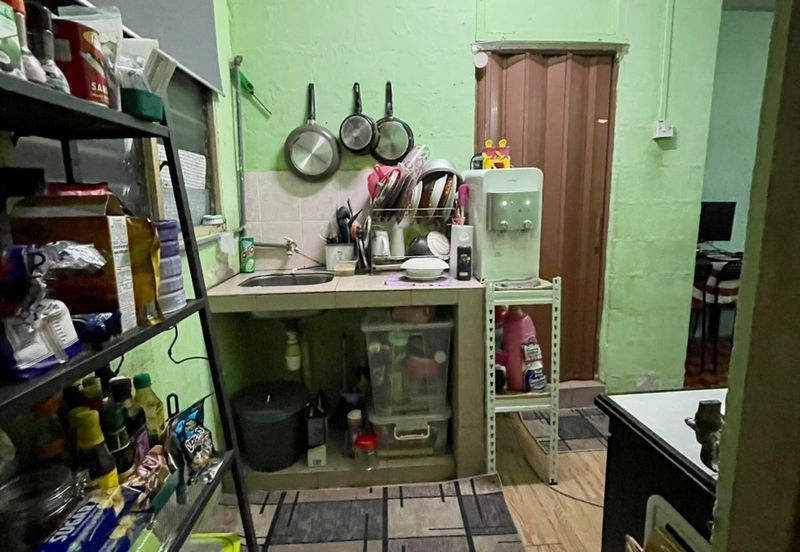 Low Cost Flat at Seksyen 10, Wangsa Maju Kuala Lumpur 
