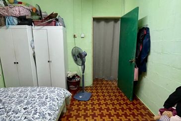 Low Cost Flat at Seksyen 10, Wangsa Maju Kuala Lumpur 