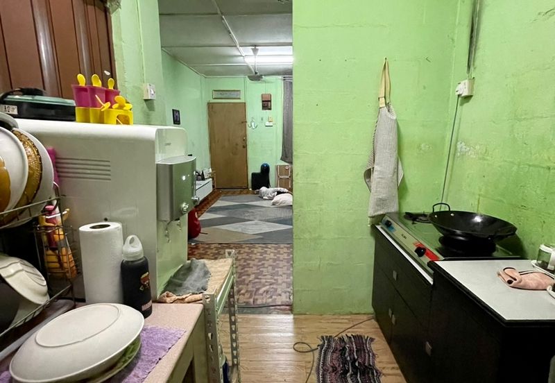 Low Cost Flat at Seksyen 10, Wangsa Maju Kuala Lumpur 