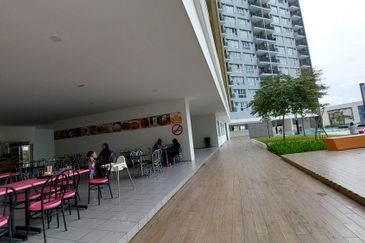 Platinum Splendor Residence