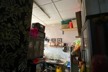 Taman Seroja, Bandar Baru Salak Tinggi