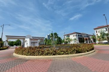 Isle of Kamares, Setia Eco Glades