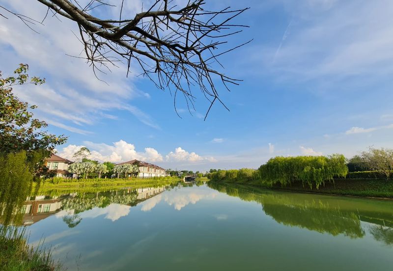 Isle of Kamares, Setia Eco Glades