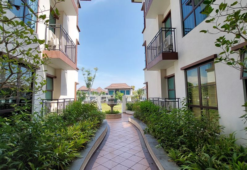 Isle of Kamares, Setia Eco Glades