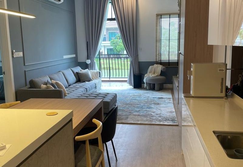 Isle of Kamares, Setia Eco Glades