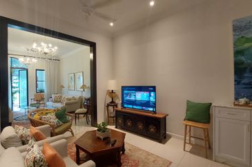 Isle of Kamares, Setia Eco Glades